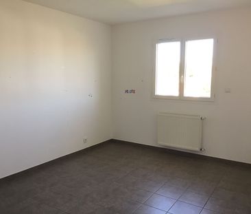 Location Maison 4 pièces 97m² ST ANDRE DE CUBZAC 33240 - Photo 3