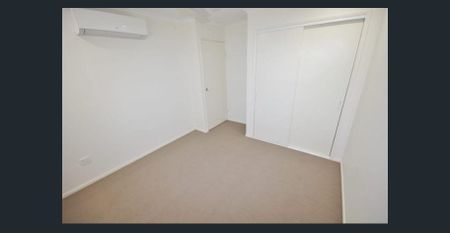 4 BEDROOM FAMILY HOME IN EIMEO - Photo 3