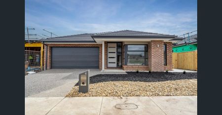 YOUR NEW DREAM HOME AWAITS IN MANDALAY ESTATE - Photo 5