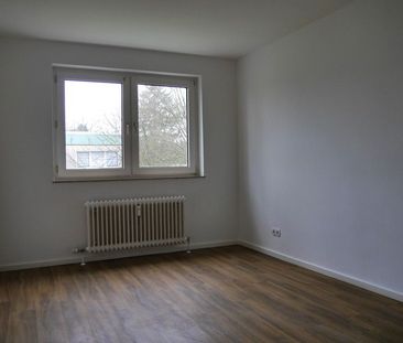 ﻿Schöne 3-Zimmer-Wohnung mit Balkon in Hanau-Großauheim zu vermieten - Photo 1