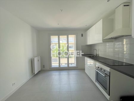 LOCATION : appartement F3 (76 m²) à VOIRON - Photo 4