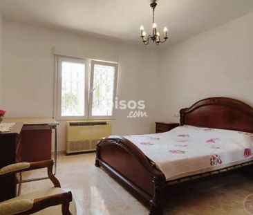 Casa en alquiler en Carrer de Confrides - Photo 4