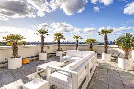 SHORT LET - Luxury two bedroom, two bathroom penthouse flat with breath-taking views of London in the heart of Clapham - Photo 4