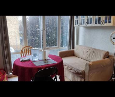 4 Bed Terraced House, Turnpike Link, CR0 - Photo 6