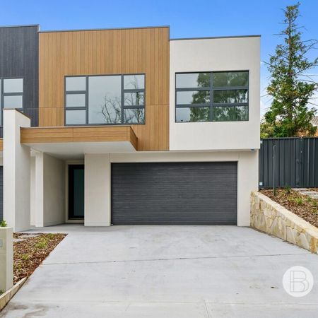 Stunning Family Home - Photo 4