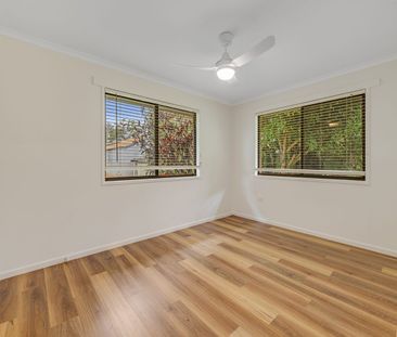 SPACIOUS FAMILY HOME IN A PEACEFUL SETTING - Photo 6