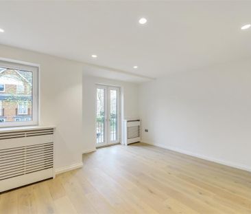 4 bedroom townhouse to rent - Photo 5