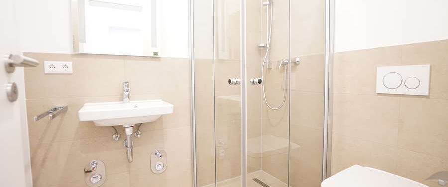 Penthouse-Wohnung mit EBK und 2 Terrassen in der Dresdner Neustadt - Photo 1