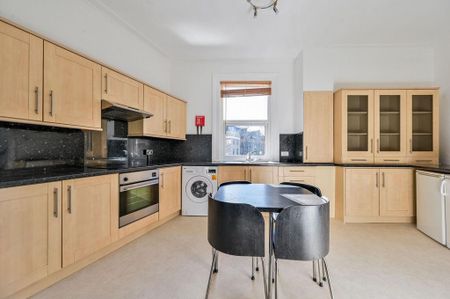 3 bedroom maisonette to rent - Photo 4