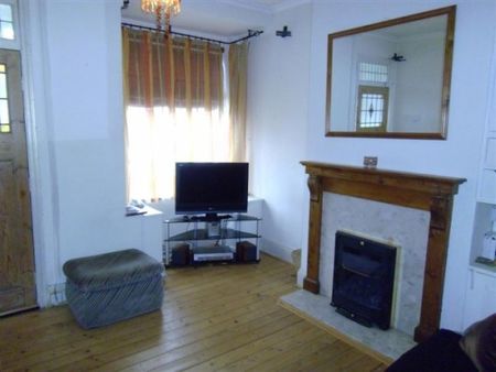 2 Bedroom close to Harbone Village - Student House - Accommodation - Photo 5