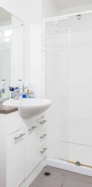 Furnished Apartment in Auckland Central - Photo 1