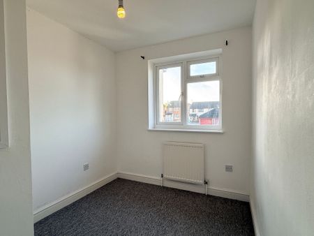 Barrington Close, Taunton - Photo 5