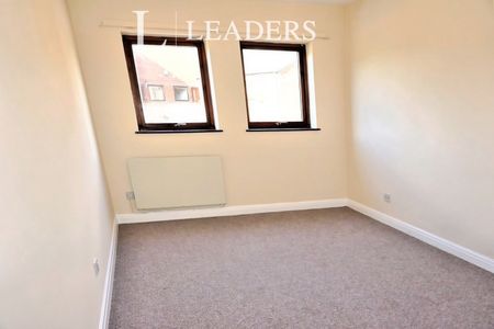 2 bedroom apartment to rent Tomlinson Court, Harborough Road, Leicester, LE2 - Photo 5