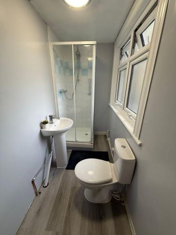 Room in a Shared House, Cranwich Road, N16 - Photo 3