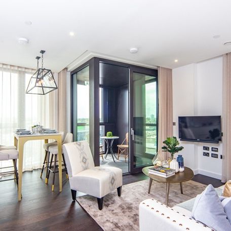 Charles Clowes Walk, Nine Elms, SW11 7AG, London - Photo 1