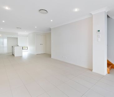 Modern Living at Harbour Terraces - 3 Bedroom/2 Bathroom + 2 Tandem... - Photo 1