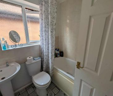 1 bedroom flat to rent - Photo 6