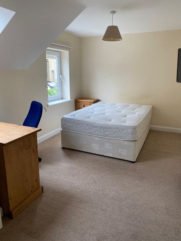 2 Highfields, Huddersfield, HD1 - Photo 5