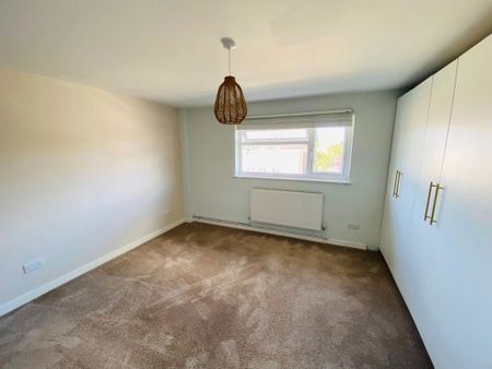 79, Lennox Road, Chichester - Photo 2