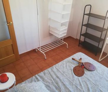 Calle Lanzarote, Valencia, Valencian Community 46011 - Photo 6