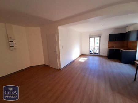 Location Appartement 2 pièces 55m² CLERMONT L HERAULT 34800 - Photo 2