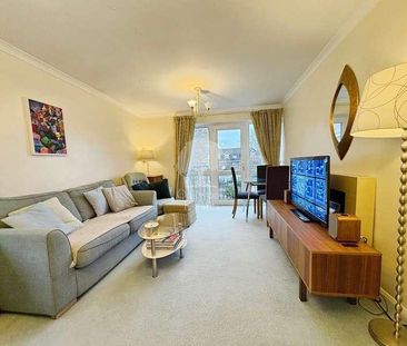 Riseley Road, Maidenhead, SL6 - Photo 1