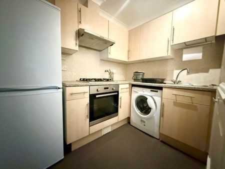 Trefoil Avenue, Shawlands - Photo 2