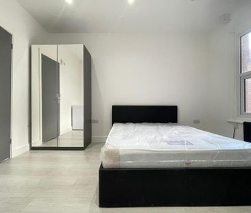 1 bedroom house of multiple occupation to rent - Photo 3