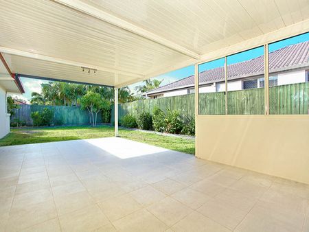 4 Leopard Tree Place, Molendinar - Photo 5