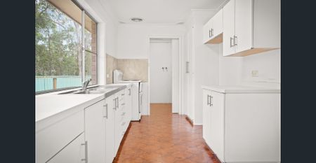 Spacious Family Home with Bushland Views - Photo 3