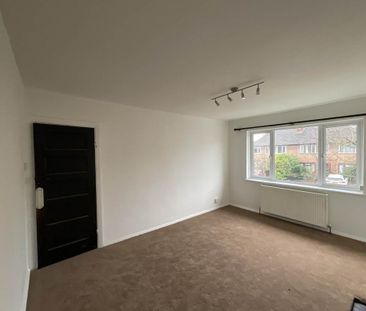 2 bedroom maisonette to rent - Photo 2