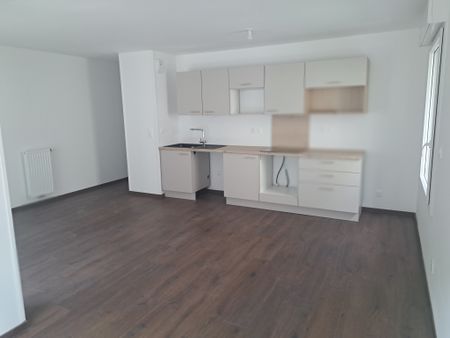 Location Appartement 3 pièces 59m² ST NAZAIRE 44600 - Photo 3