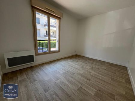 Location Appartement 2 pièces 44m² ST CYR L ECOLE 78210 - Photo 3