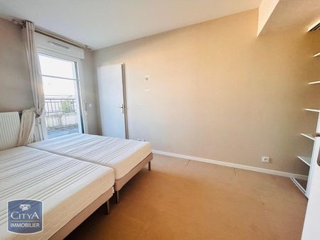 Location Appartement 5 pièces 98m² CHESSY 77700 - Photo 2