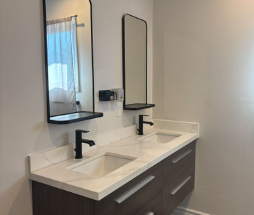 For Lease - 327 Sussex Avenue Unit# Upper, Richmond Hill, Ontario - Photo 3