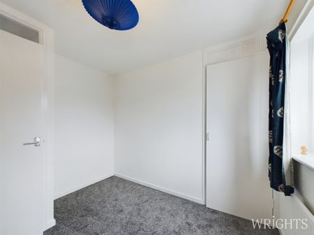 3 bedroom House - Brixham Close, Stevenage - Photo 3