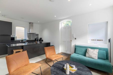 1 bedroom flat to rent - Photo 3