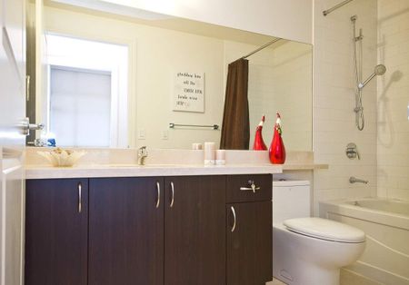 For Lease - 39 Upper Duke Crescent Unit# 102, Markham, Ontario - Photo 3