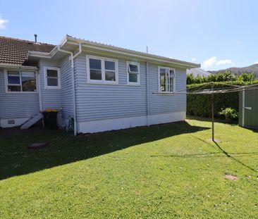 Situated in a highly sought after area, welcome to 66 Rata Street! - Photo 3