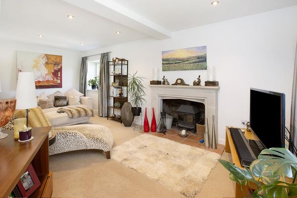 5 bedroom house to rent - Photo 1
