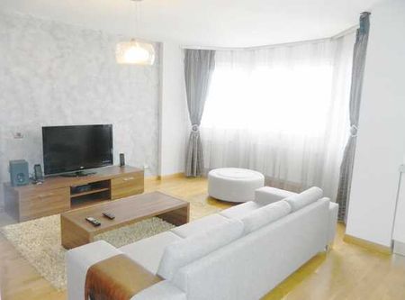 Apartament 4 camere, 130 mp, prima inchiriere, parcare, zona Hotel Gala - Fotografie 5