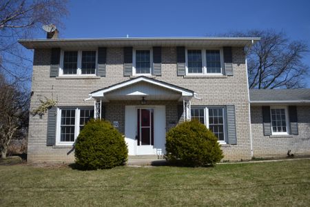 For Lease - 62 Landfair Crescent, Toronto, Ontario - Photo 2