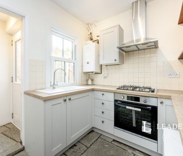 2 bedroom cottage to rent Mill Street, Newport Pagnell, MK16 8ER - Photo 5