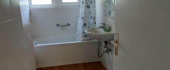 3-Zimmer Wohnung im 1. OG in Detmold - Photo 1