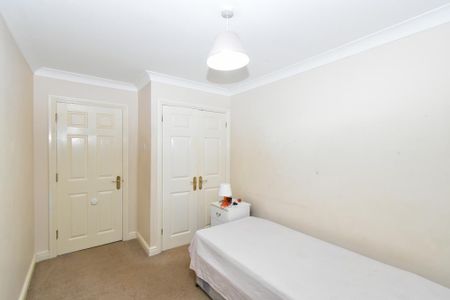2 bedroom flat to rent - Photo 4