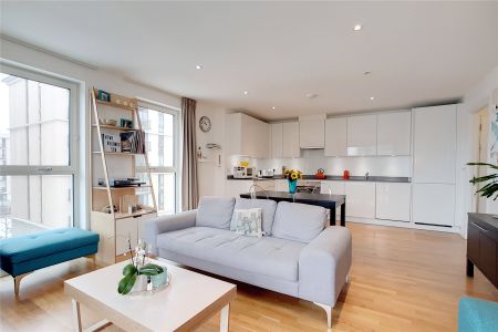 Meander House, Logan Close, London, E20 - Photo 4