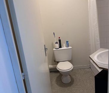 Location Appartement 1 pièce 23m² ANGERS 49100 - Photo 3