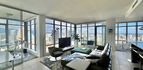 2 bed 2 bath with views - Photo 2