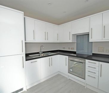 2 bedroom apartment to rent - Photo 2