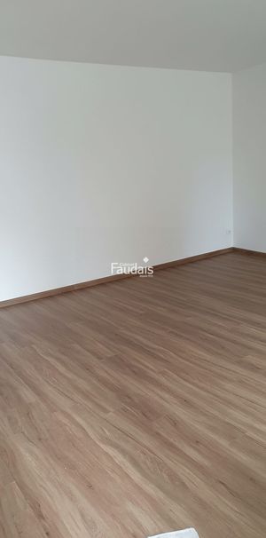 Location Appartement 2 pièces 42m² TESSY BOCAGE 50420 - Photo 1